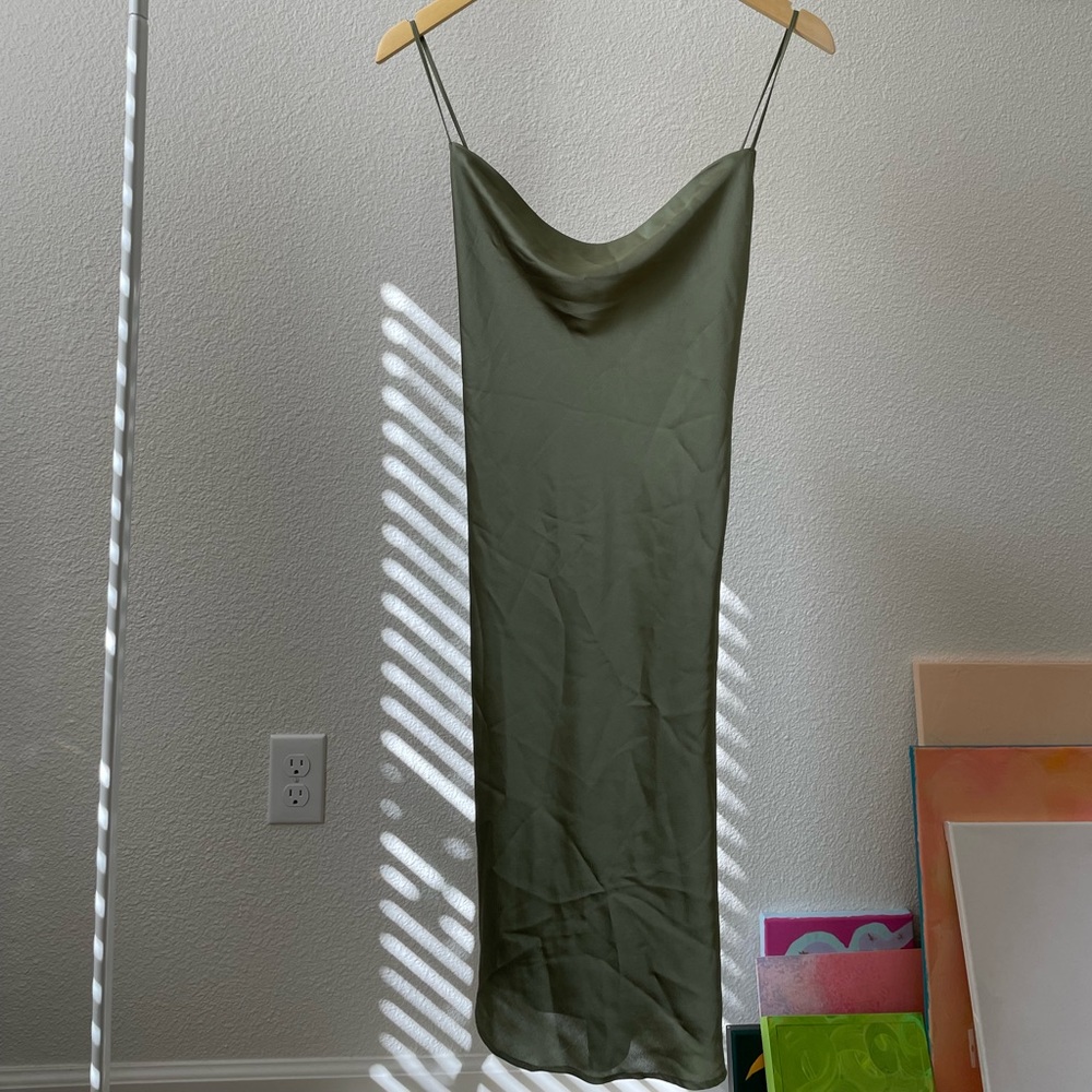 #ABERCROMBIE&FITCH olive green silk dress